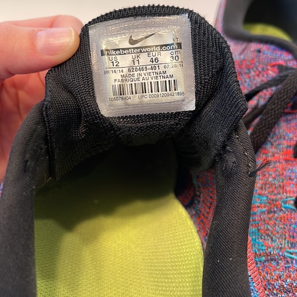 -SOLD- Nike Flyknit Air Max - Picture 8 of 12